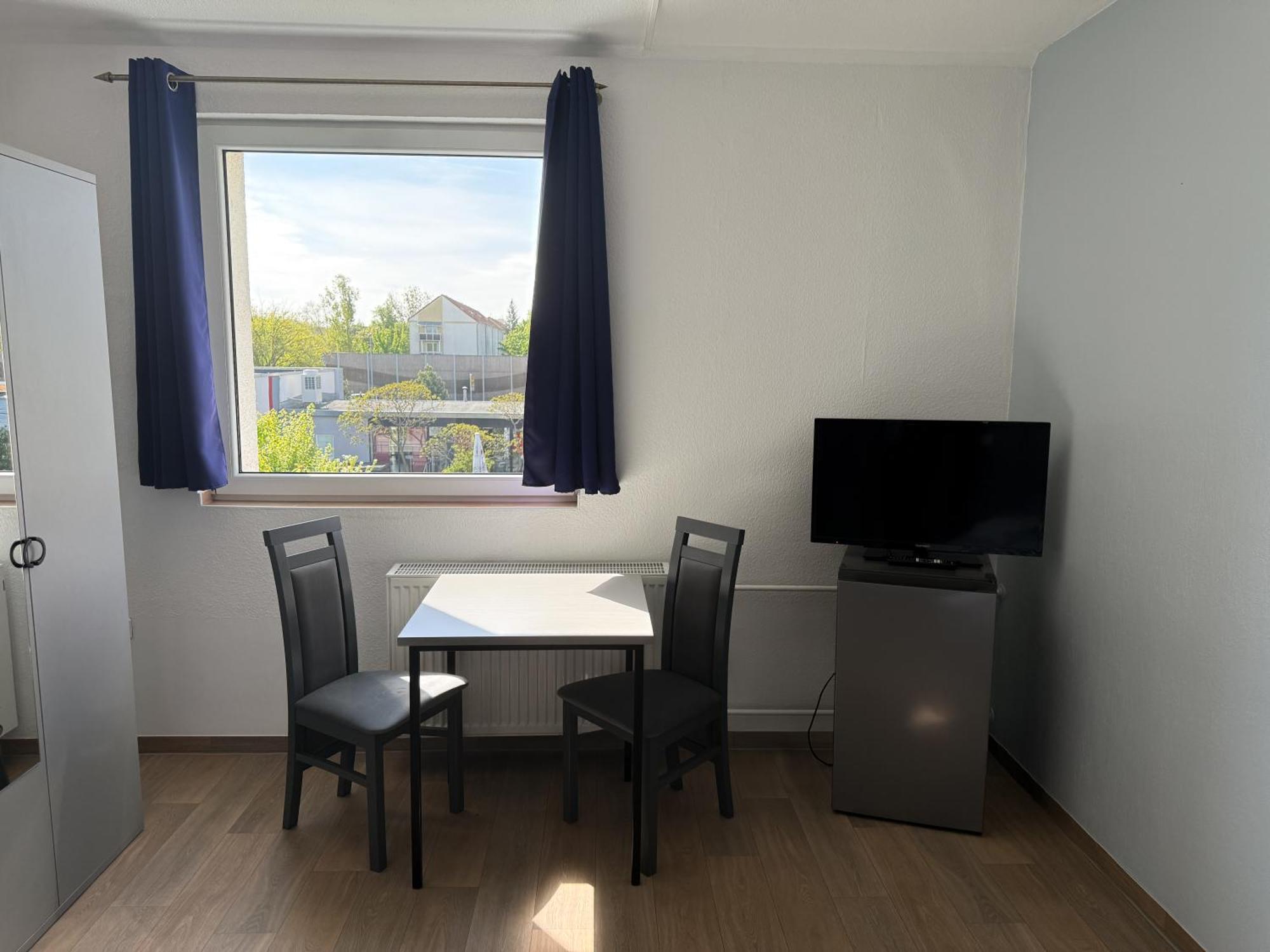 Skybasic Merseburg Exteriér fotografie
