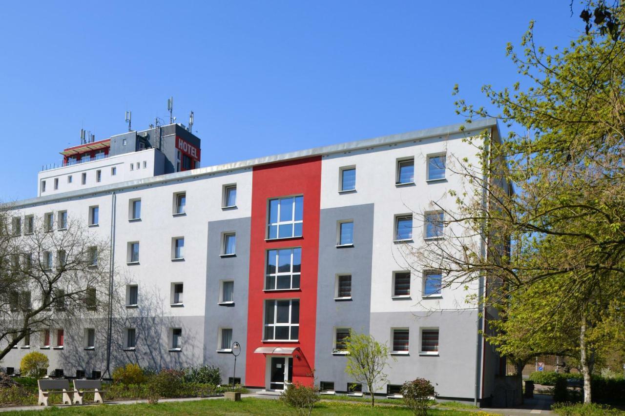 Skybasic Merseburg Exteriér fotografie